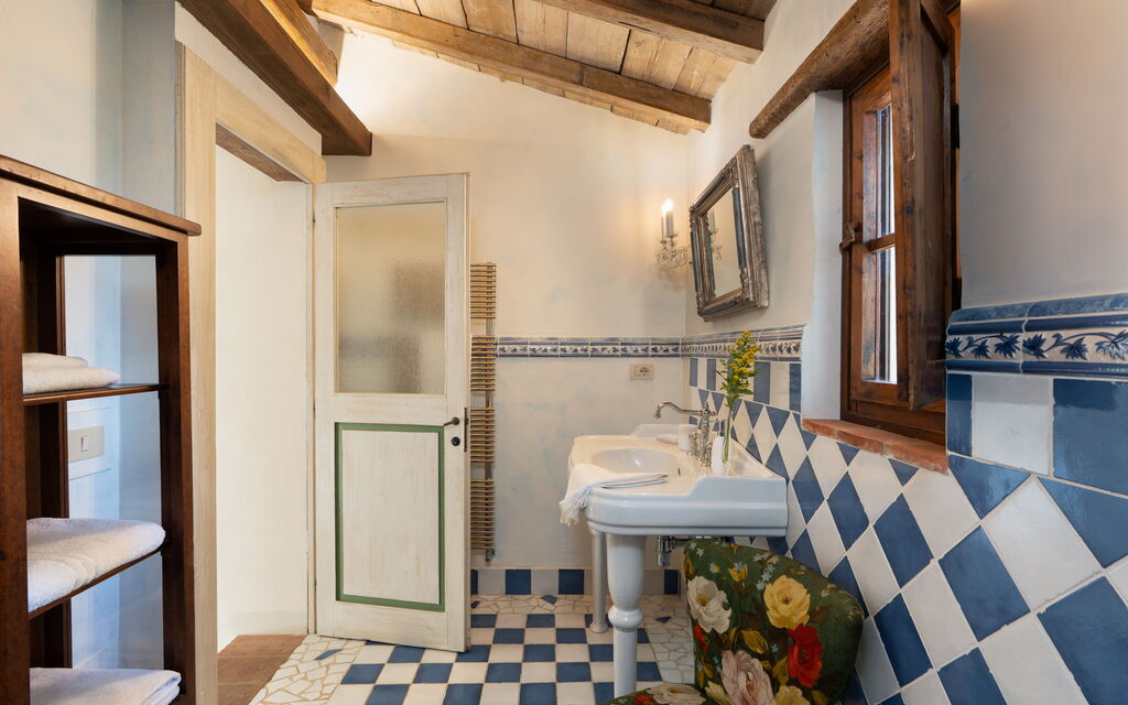 Villa Tramonto: Autumn, Bathroom, Spring, Summer