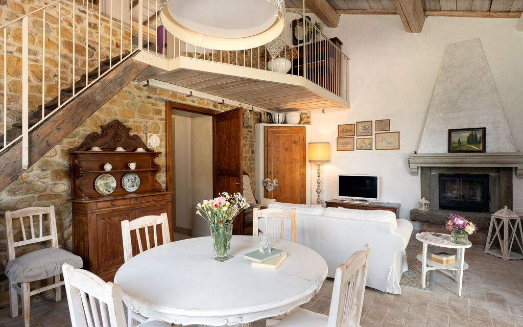 Villa Tramonto: Autumn, Living Room, Spring, Summer