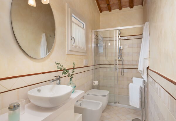 Villa Noemi: Autunno, Bagno, Caratteristiche, Dettagli della stanza, Estate, Primavera