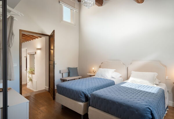 Villa Noemi: Autunno, Camera da letto, Caratteristiche, Dettagli della stanza, Estate, Primavera