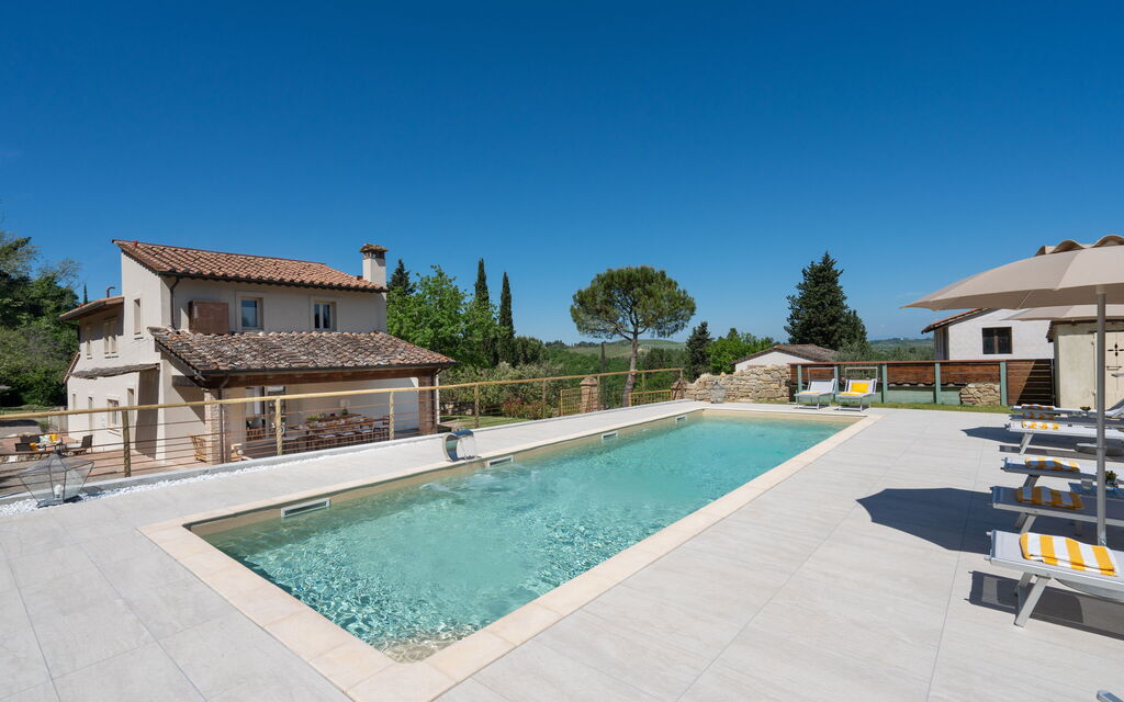 Villa Noemi: Autunno, Caratteristiche, Estate, Esterni, Giardino, Piscina, Primavera