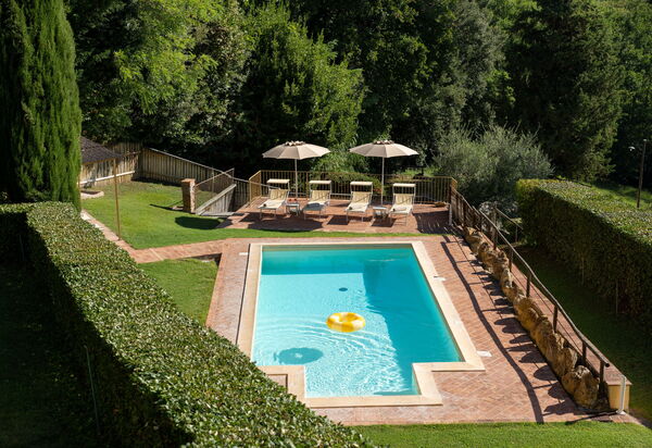Villa Sunshine: Autumn, Pool, Spring, Summer