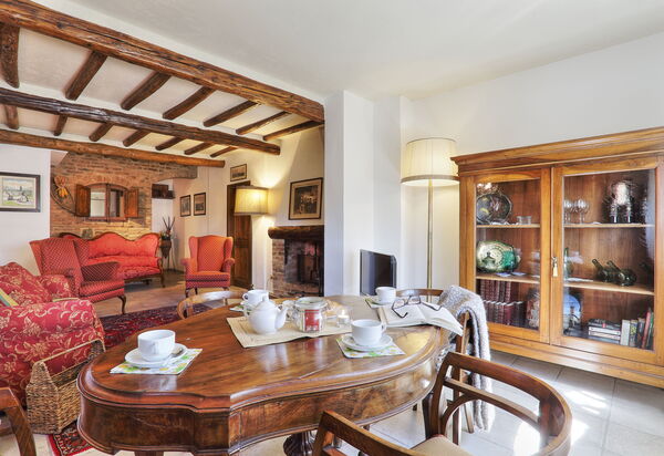 Villa Sunshine: Autunno, Estate, Primavera, Sala da pranzo