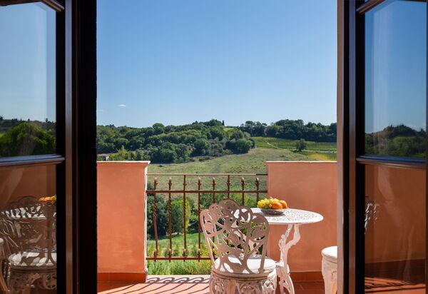 Villa Sunshine: Autumn, Balcony / Terrace / Patio, Spring, Summer