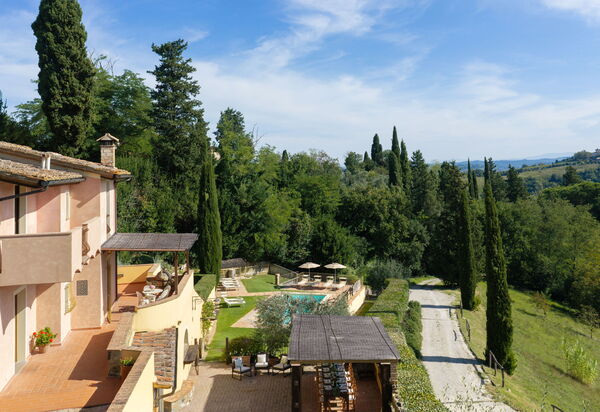 Villa Sunshine: Autumn, Pool, Scenic View, Spring, Summer