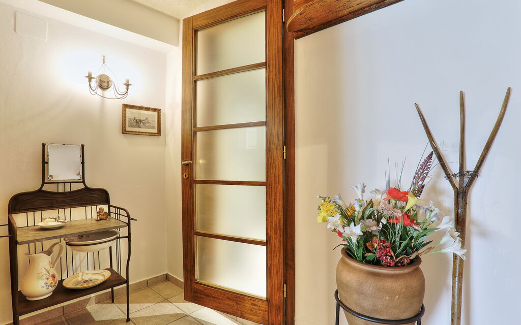 Villa Sunshine: Autunno, Bagno, Estate, Primavera