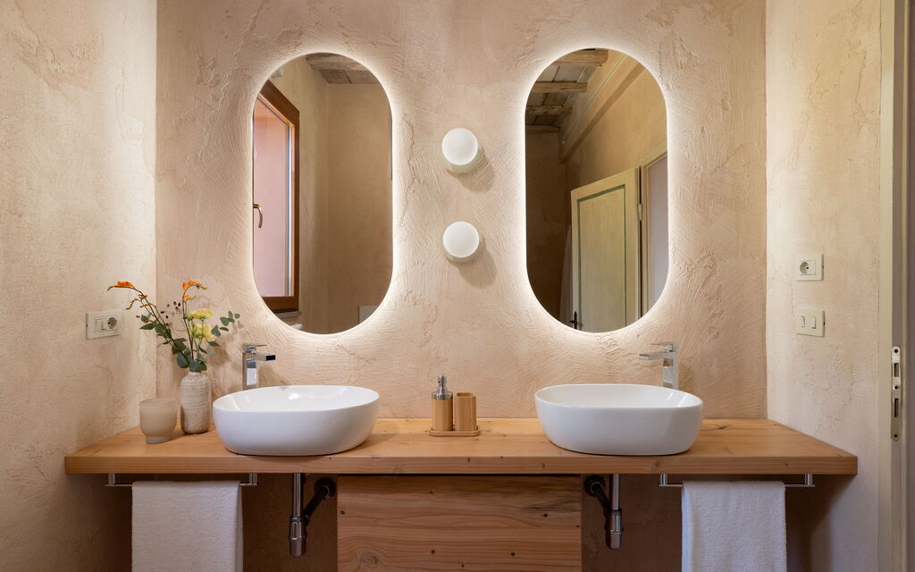 Villa Sunshine: Autunno, Bagno, Estate, Primavera