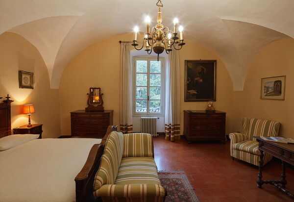 Villa Franciacorta: Autunno, Camera da letto, Caratteristiche, Dettagli della stanza, Estate, Primavera