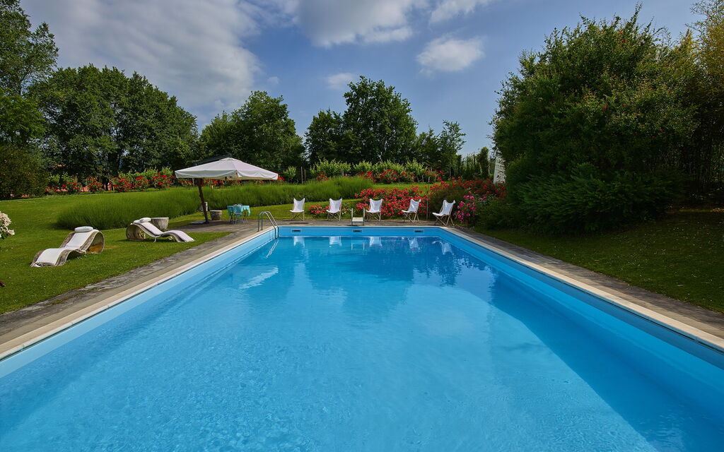 Villa Franciacorta: all'aperto, Autunno, Caratteristiche, Estate, Esterni, Giardino, Piscina, Primavera