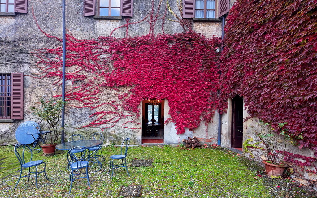 Villa Franciacorta: all'aperto, Autunno, Caratteristiche, Estate, Esterni, Giardino, Primavera