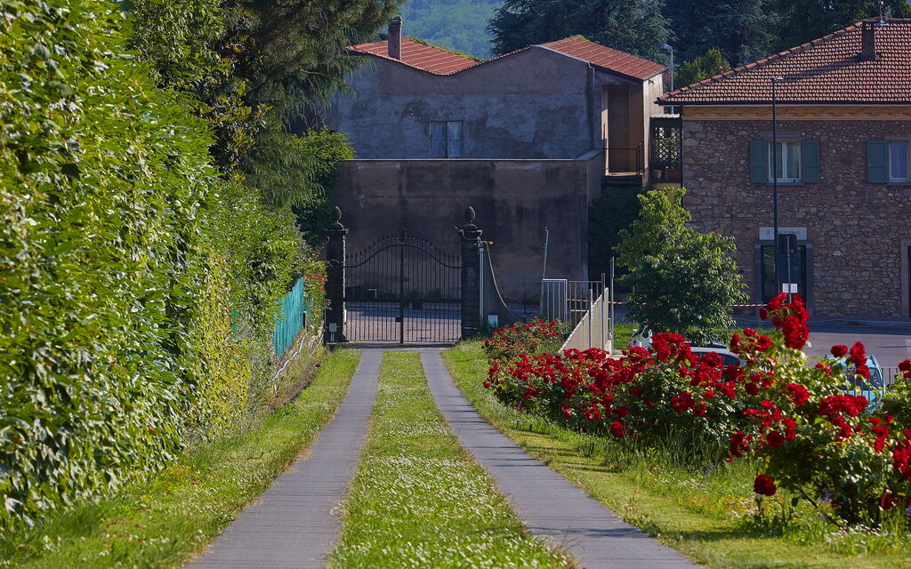 Villa Franciacorta: all'aperto, Autunno, Caratteristiche, Entrata Principale, Estate, Esterni, Giardino, Primavera
