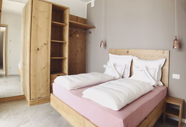 Villa D'ocra: Amenities, Autumn, Bedroom, Room Detail, Spring, Summer