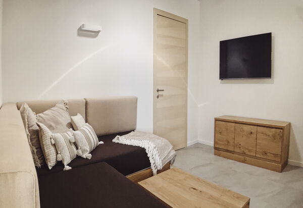 Villa D'ocra: Amenities, Autumn, Living Room, Room Detail, Spring, Summer