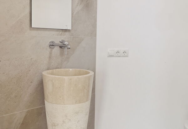 Villa D'ocra: Amenities, Autumn, Bathroom, Room Detail, Spring, Summer