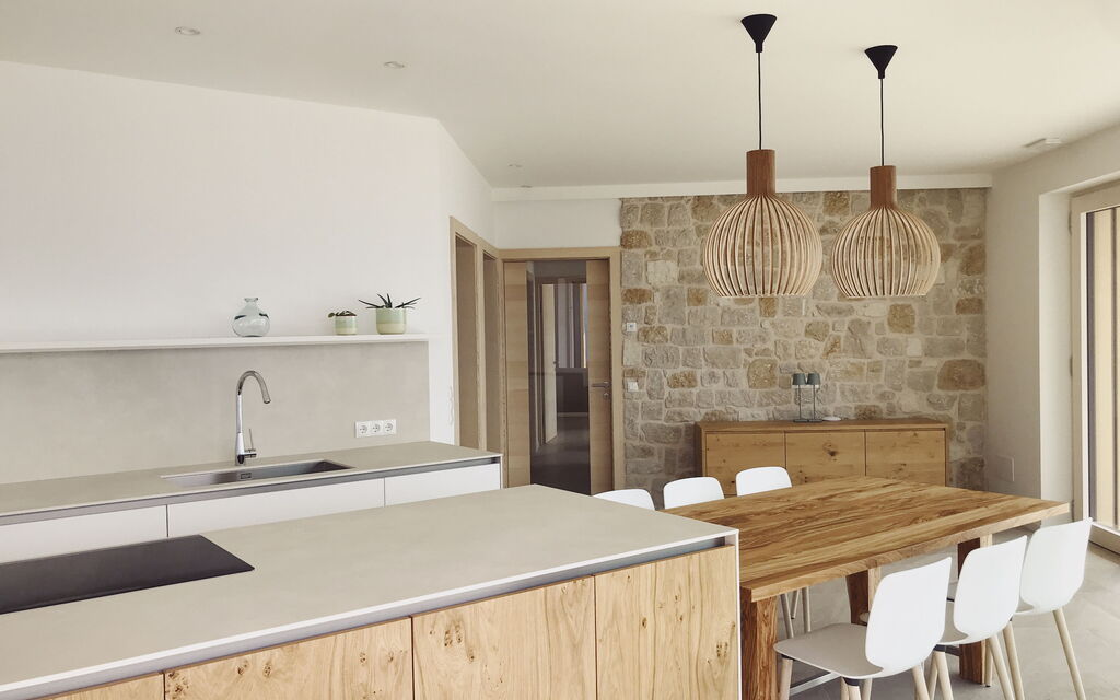 Villa D'ocra: Autunno, Caratteristiche, Cucina, Dettagli della stanza, Estate, Primavera, Sala da pranzo