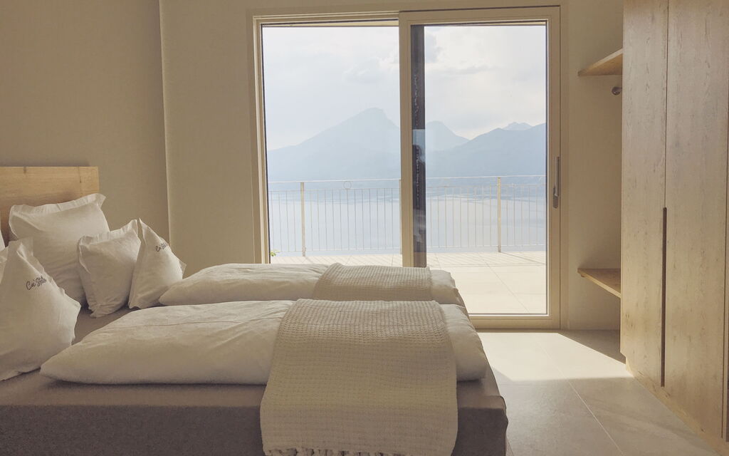 Villa D'ocra: Autunno, Camera da letto, Caratteristiche, Dettagli della stanza, Estate, Primavera