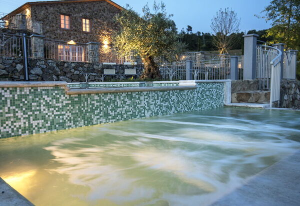 Villa Rugiada: Autunno, Caratteristiche, Estate, Esterni, Giardino, Piscina, Primavera