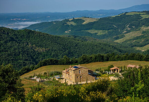 Villa Rugiada: Autunno, Caratteristiche, Estate, Esterni, Giardino, Primavera, Vista Panoramica
