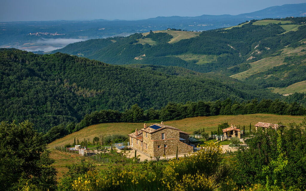 Villa Rugiada: Autunno, Caratteristiche, Estate, Esterni, Giardino, Primavera, Vista Panoramica