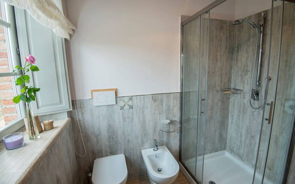 Villa Rugiada: Autunno, Bagno, Caratteristiche, Dettagli della stanza, Estate, Primavera