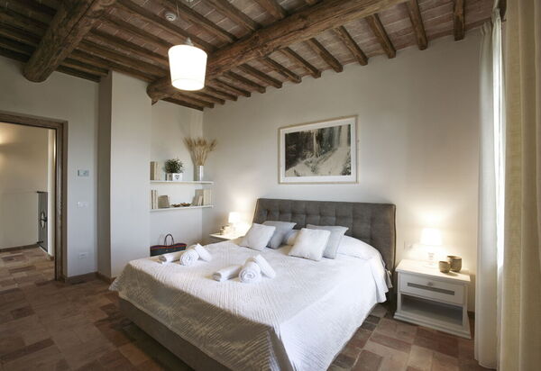 Villa Irene: Autunno, Camera da letto, Caratteristiche, Dettagli della stanza, Estate, Primavera