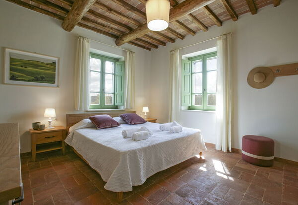 Villa Irene: Autunno, Camera da letto, Caratteristiche, Dettagli della stanza, Estate, Primavera