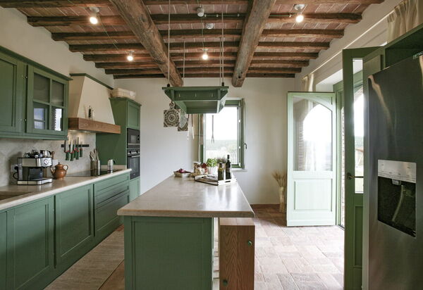 Villa Irene: Autunno, Caratteristiche, Cucina, Dettagli della stanza, Estate, Primavera