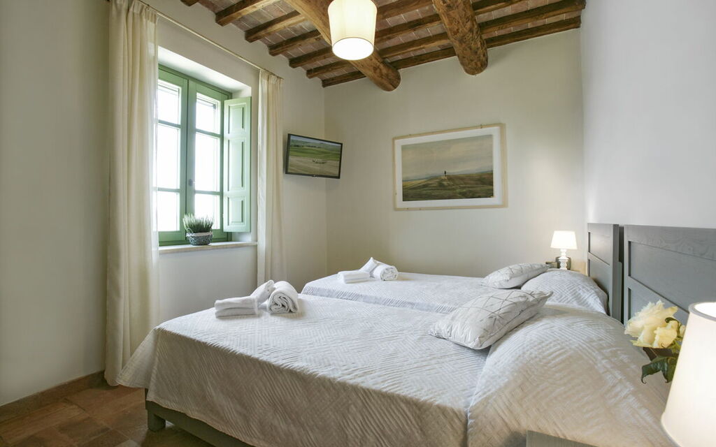 Villa Irene: Autunno, Camera da letto, Caratteristiche, Dettagli della stanza, Estate, Primavera