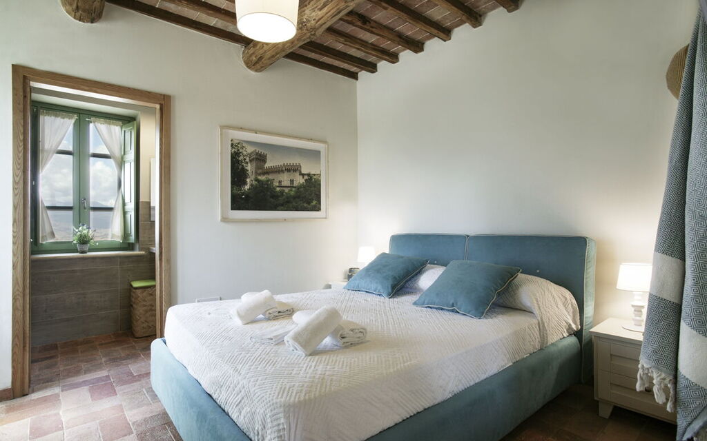 Villa Irene: Autunno, Camera da letto, Caratteristiche, Dettagli della stanza, Estate, Primavera