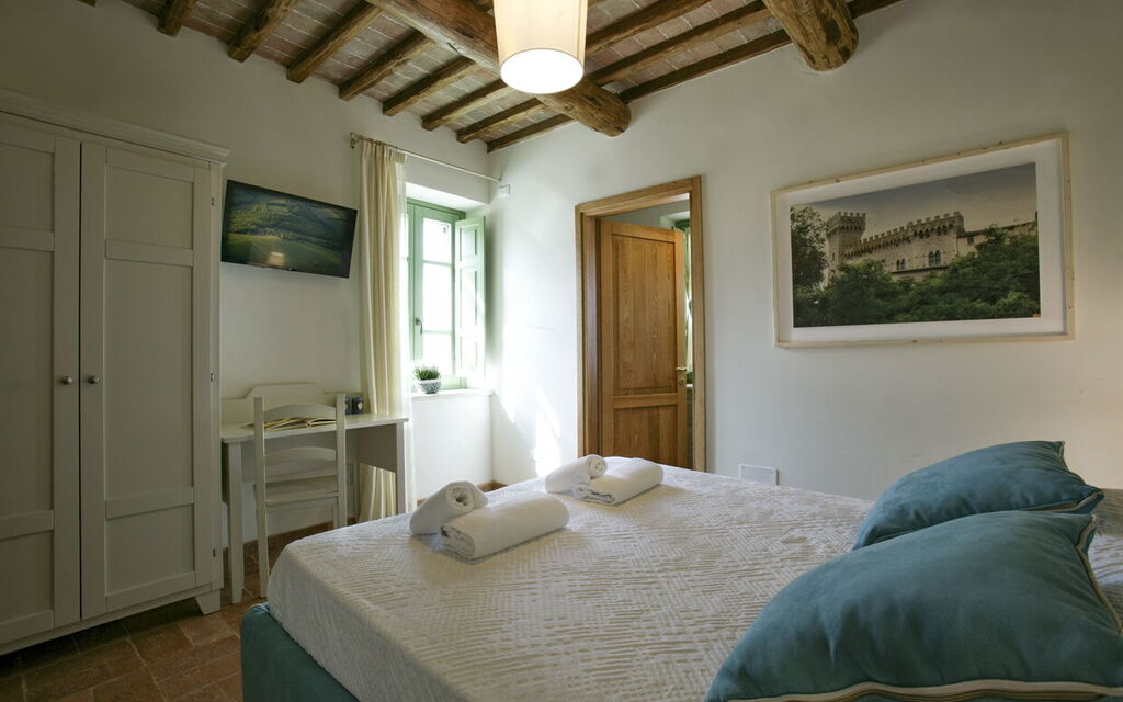 Villa Irene: Autunno, Camera da letto, Caratteristiche, Dettagli della stanza, Estate, Primavera