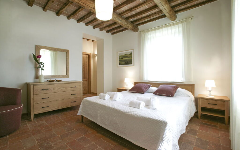 Villa Irene: Autunno, Camera da letto, Caratteristiche, Dettagli della stanza, Estate, Primavera