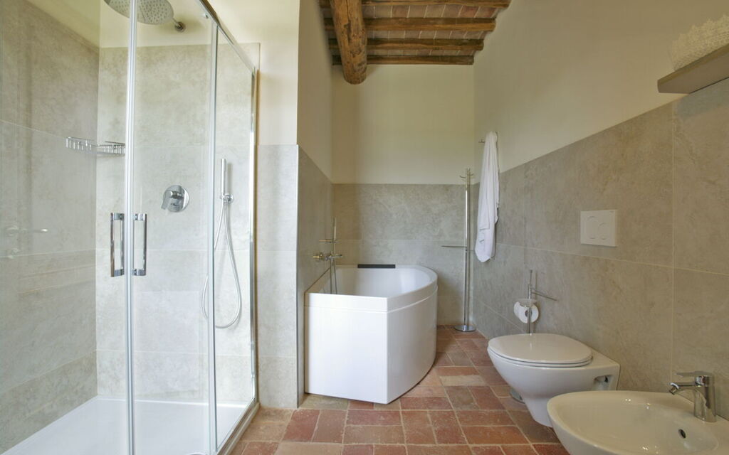 Villa Irene: Autunno, Bagno, Caratteristiche, Dettagli della stanza, Estate, Primavera