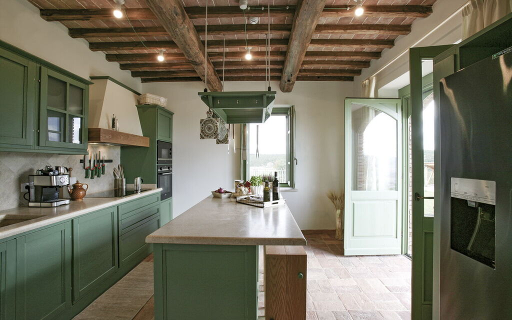 Villa Irene: Autunno, Caratteristiche, Cucina, Dettagli della stanza, Estate, Primavera