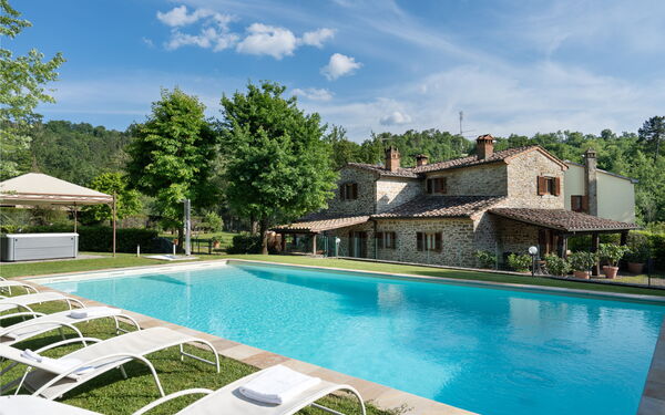 Il Mulino Di Vogognano - Subbiano, Private Pool, Jacuzzi, Wifi, Tuscany: Amenities, Autumn, Building Exterior, Garden, Pool, Spring, Summer