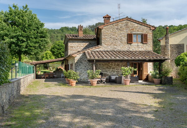 Il Mulino Di Vogognano - Subbiano, Private Pool, Jacuzzi, Wifi, Tuscany: Autunno, Caratteristiche, Estate, Esterni, Giardino, Primavera