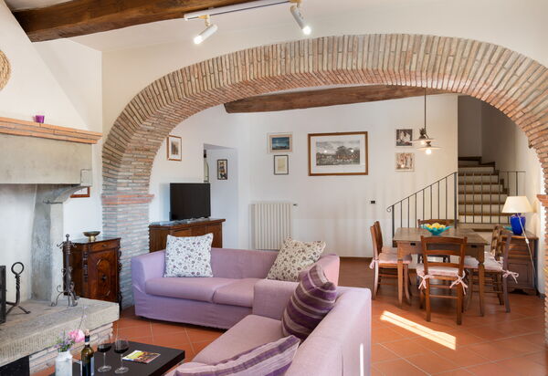 Il Mulino Di Vogognano - Subbiano, Private Pool, Jacuzzi, Wifi, Tuscany: Autunno, Caratteristiche, Dettagli della stanza, Estate, Primavera, Soggiorno