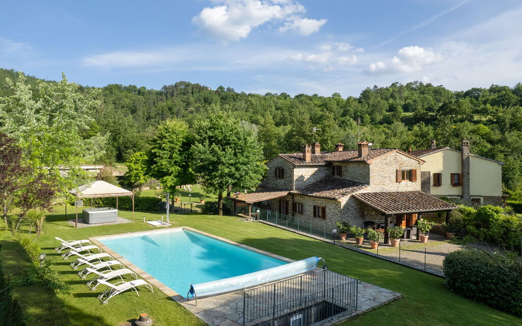 Il Mulino Di Vogognano - Subbiano, Private Pool, Jacuzzi, Wifi, Tuscany: Autunno, Caratteristiche, Estate, Esterni, Giardino, Piscina, Primavera