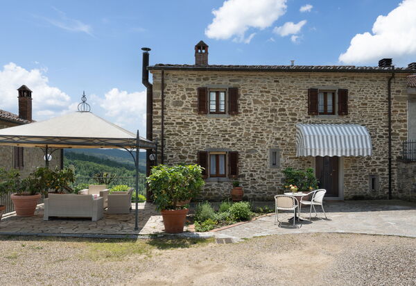 Villa Olivi - Subbiano, Toscana, Pool And Nature: Autunno, Caratteristiche, Entrata Principale, Estate, Esterni, Giardino, Primavera