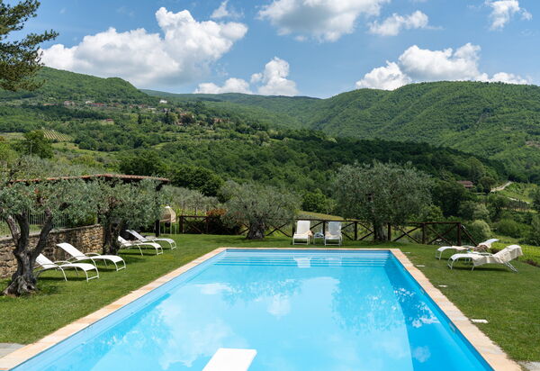 Villa Olivi - Subbiano, Toscana, Pool And Nature: Autunno, Caratteristiche, Estate, Esterni, Giardino, Piscina, Primavera
