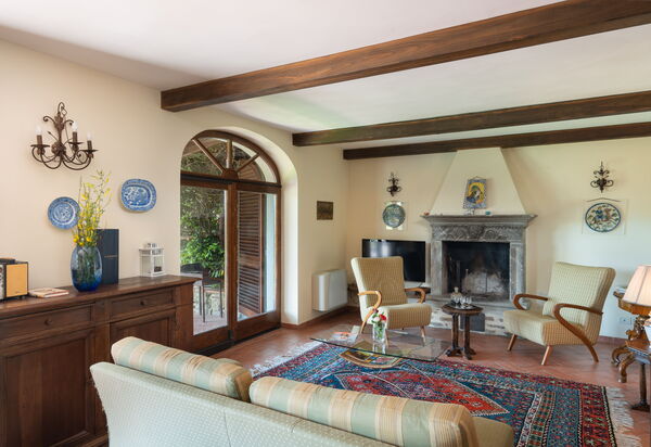 Villa Olivi - Subbiano, Toscana, Pool And Nature: Autunno, Caratteristiche, Dettagli della stanza, Estate, Primavera, Soggiorno