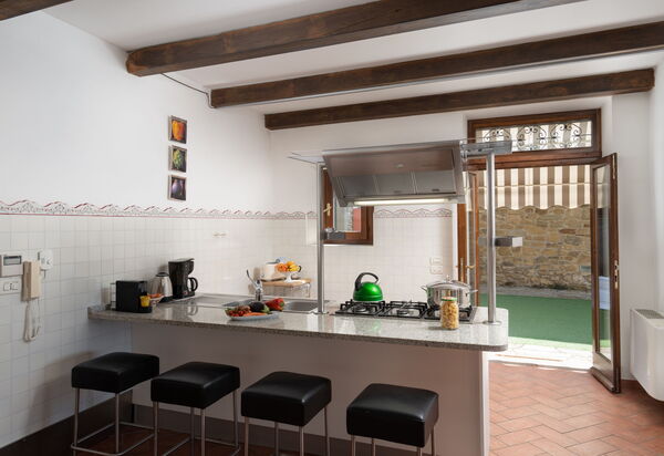 Villa Olivi - Subbiano, Toscana, Pool And Nature: Autunno, Caratteristiche, Cucina, Dettagli della stanza, Estate, Primavera