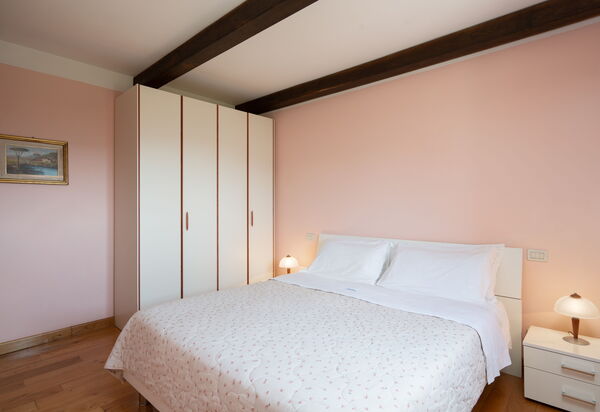 Villa Olivi - Subbiano, Toscana, Pool And Nature: Autunno, Camera da letto, Caratteristiche, Dettagli della stanza, Estate, Primavera