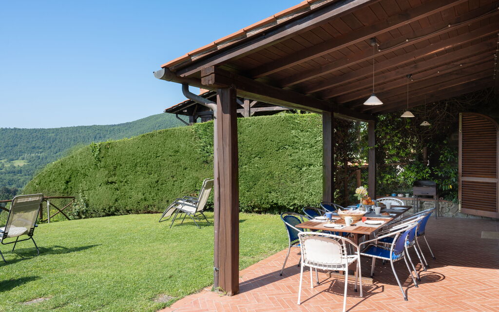 Villa Olivi - Subbiano, Toscana, Pool And Nature: Autunno, Balcone / Terrazza / Patio, Caratteristiche, Estate, Esterni, Giardino, Primavera