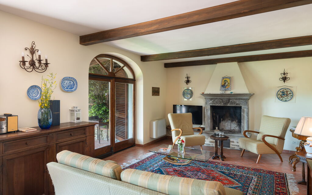 Villa Olivi - Subbiano, Toscana, Pool And Nature: Autunno, Caratteristiche, Dettagli della stanza, Estate, Primavera, Soggiorno