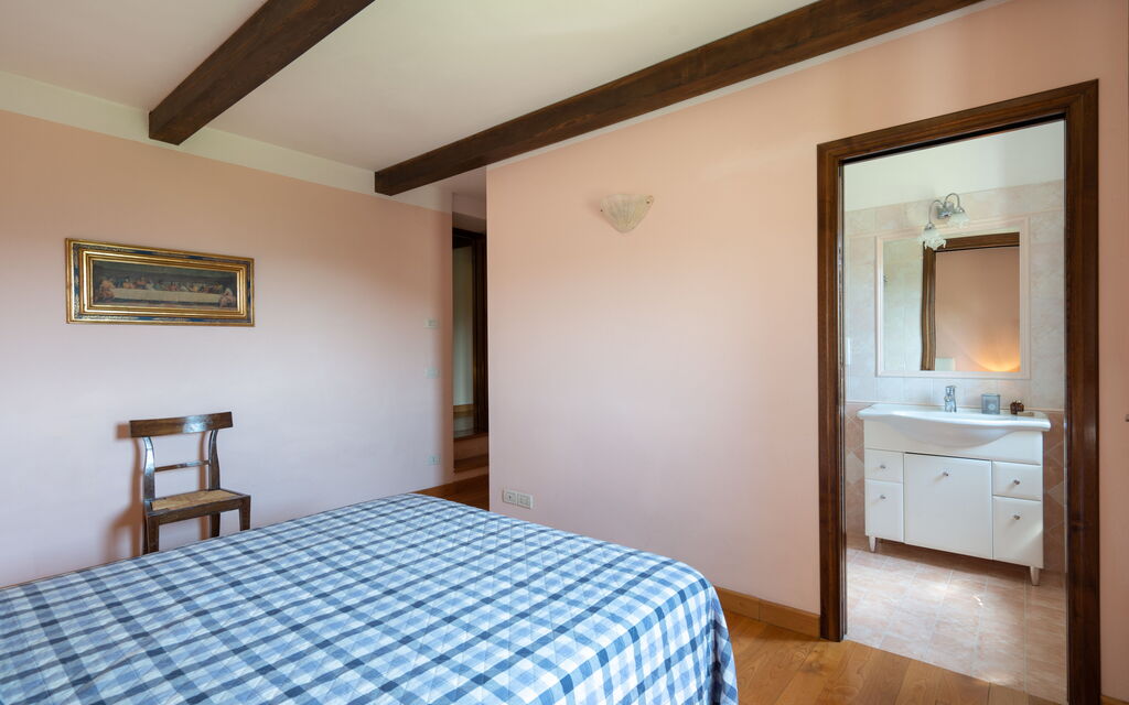 Villa Olivi - Subbiano, Toscana, Pool And Nature: Autunno, Camera da letto, Caratteristiche, Dettagli della stanza, Estate, Primavera