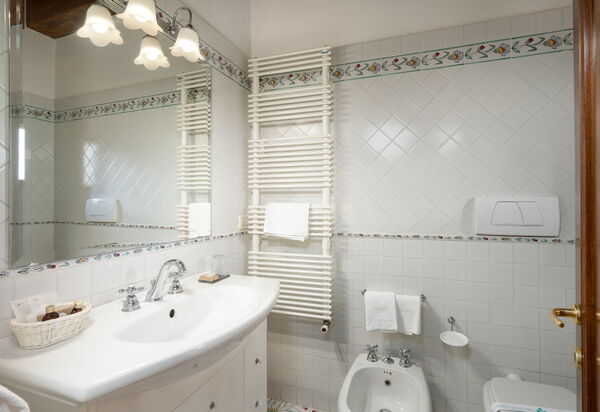 Villa Castelluccio - Arezzo, Toscana: Autunno, Bagno, Estate, Primavera