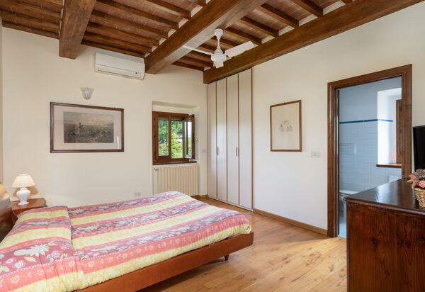 Villa Castelluccio - Arezzo, Toscana: Autunno, Camera da letto, Estate, Primavera