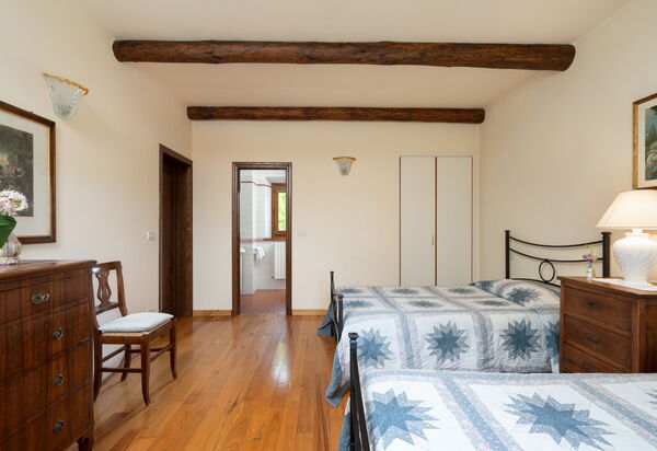 Villa Castelluccio - Arezzo, Toscana: Autunno, Camera da letto, Estate, Primavera