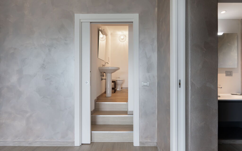 Villa Castelluccio - Arezzo, Toscana: Amenities, Autumn, Bathroom, Room Detail, Spring, Summer