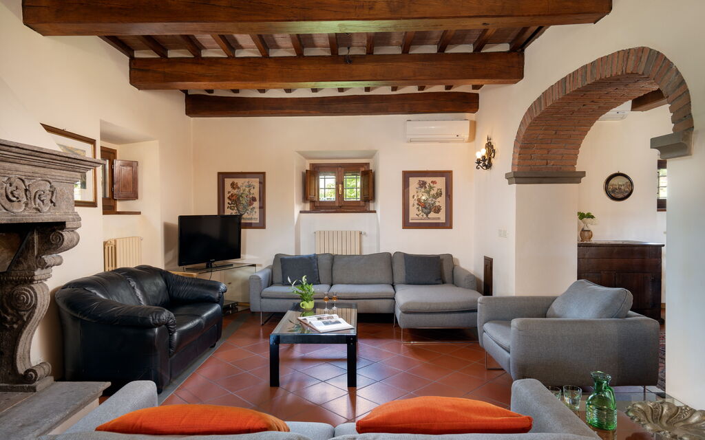 Villa Castelluccio - Arezzo, Toscana: Autumn, Living Room, Spring, Summer